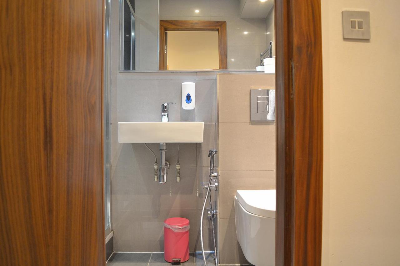 Lih Hotel London Luaran gambar